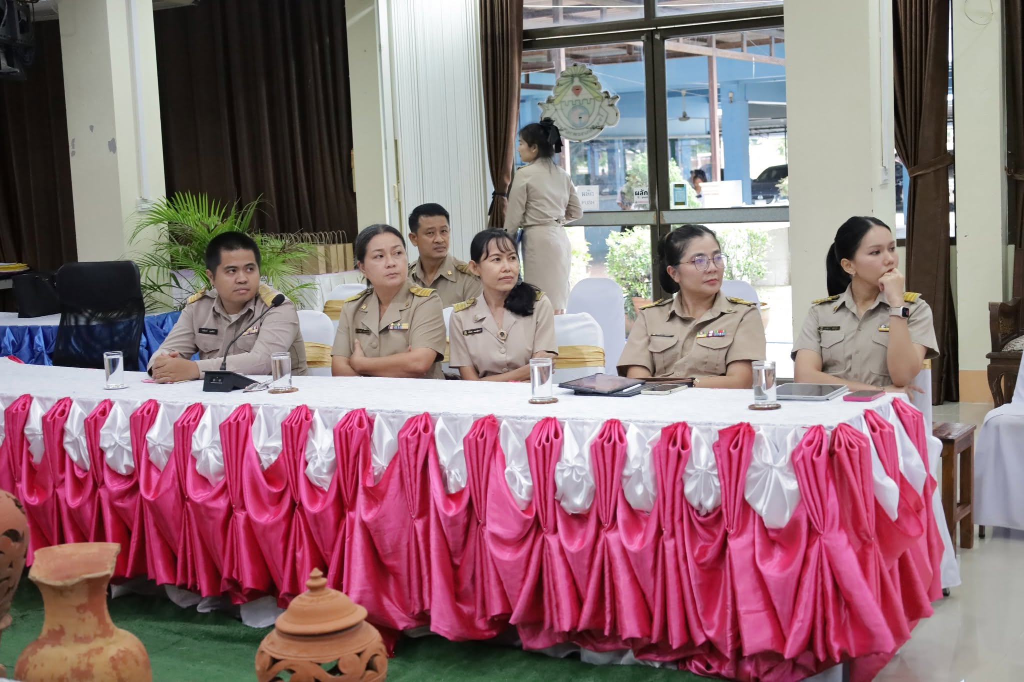 ภาพประกอบ
