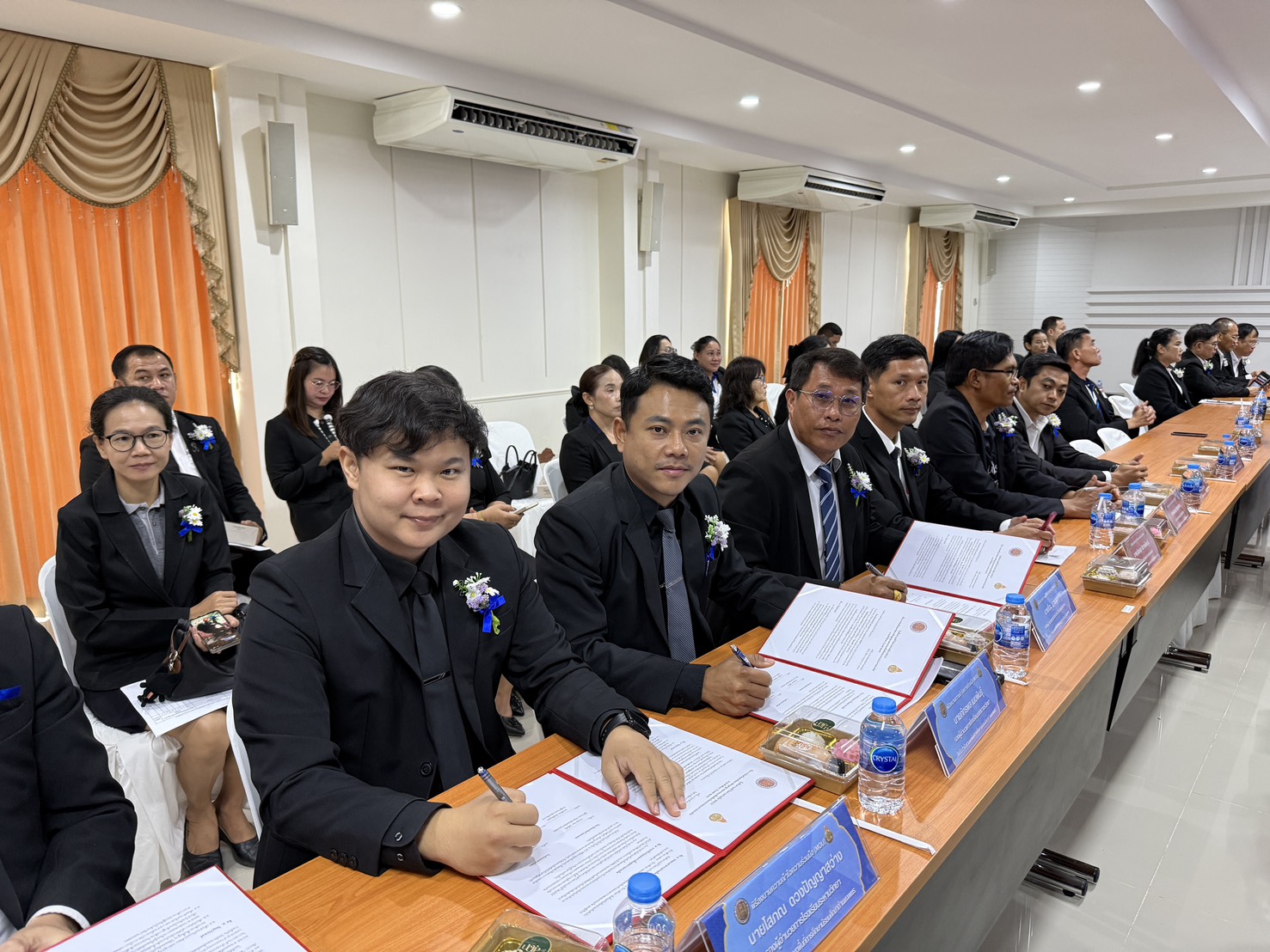 ภาพประกอบ