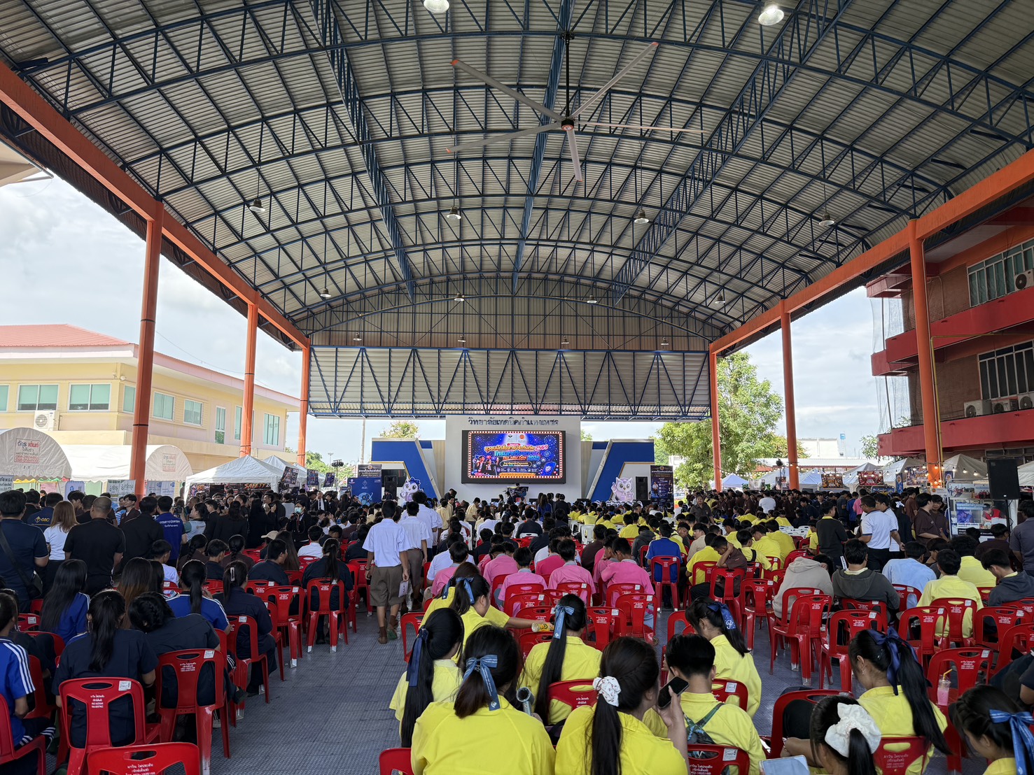 ภาพประกอบ