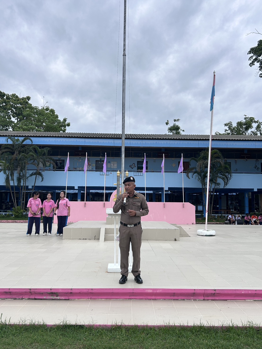 ภาพประกอบ