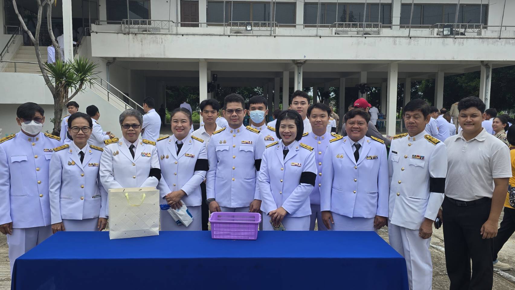 ภาพประกอบ