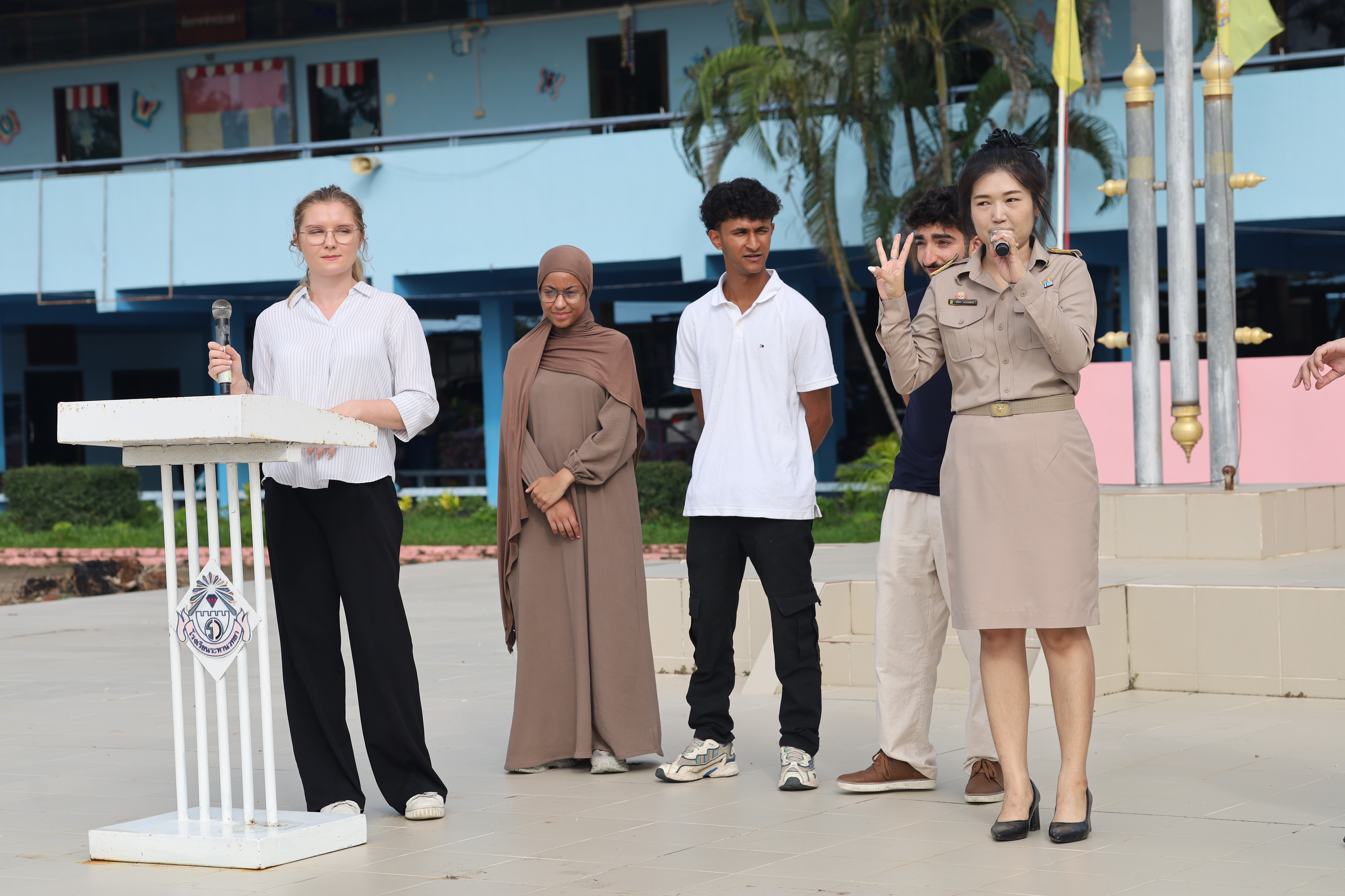 ภาพประกอบ