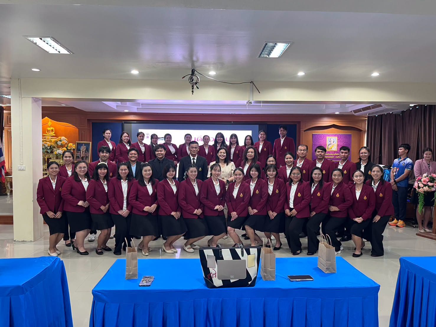ภาพประกอบ