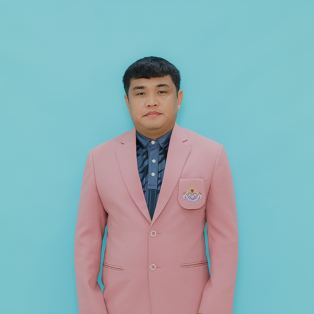 นายนิคม แน่นอุดร